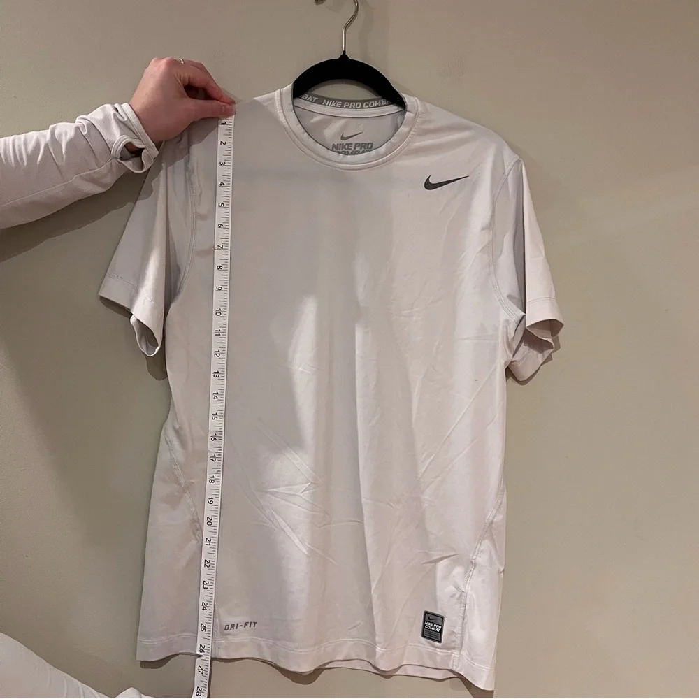 Nike Men’s White Pro Combat Top